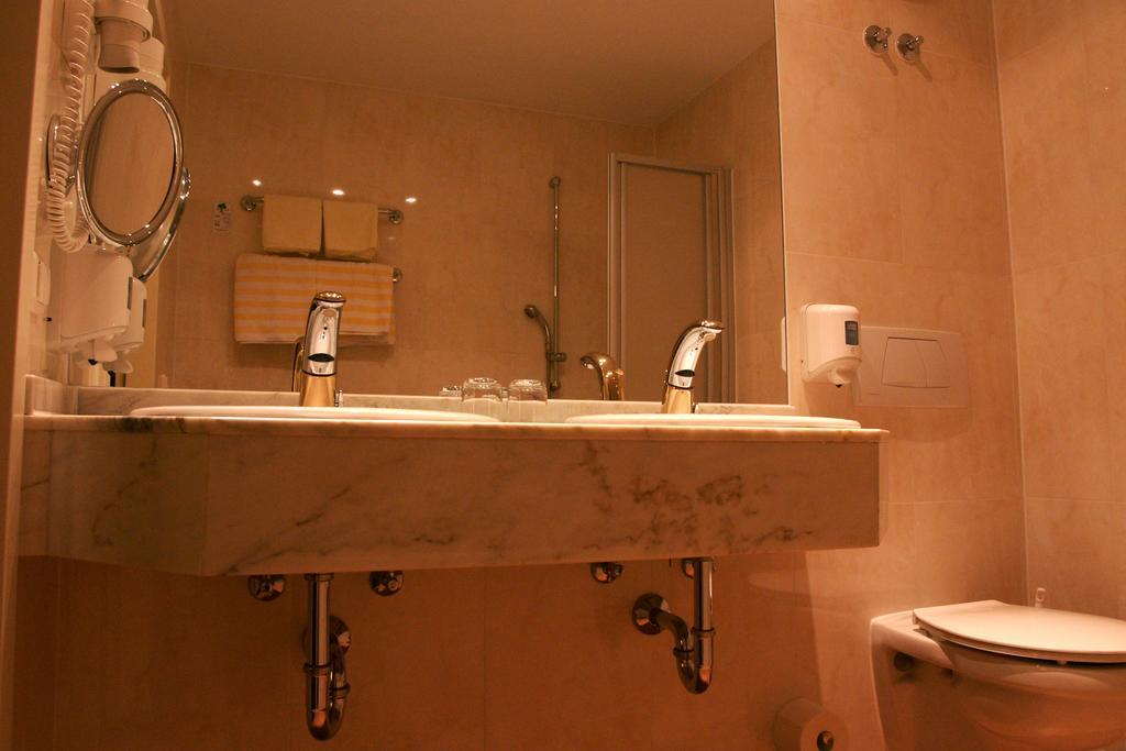 Landhotel Hallnberg Walpertskirchen Phòng bức ảnh